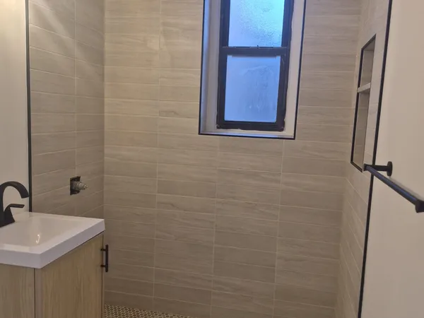 Pre-war master bath remodel in Manhattan